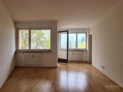 Sofort bezugsbereit: Gemütliche Wohnung mit Loggia in super Lage