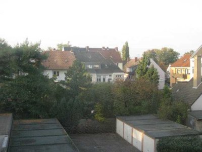 Helle stadtnahe 3 Zimmer Wohnung mit Balkon