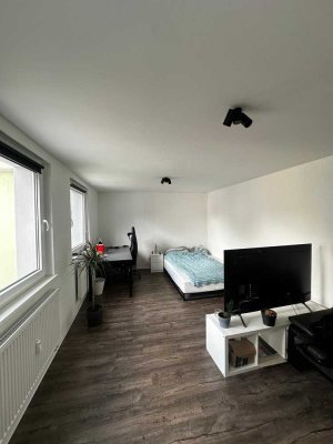 3 Zimmer Wg in zentraler Lage zu vermieten
