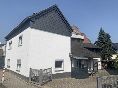 Hennef - schönes & vielseitiges Einfamilienhaus im Herzen von Hennef-Geistingen