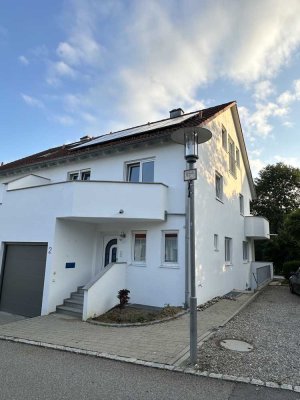 Geräumige Doppelhaushälfte in Biberach an der Riß mit PV Anlage