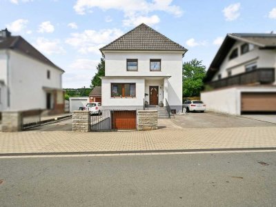 Kernsaniert und freistehend: Einfamilienhaus mit viel Platz für Ihre große Familie in Hagen-Haspe