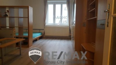OPEN HOUSE - "Flat for Rent!"