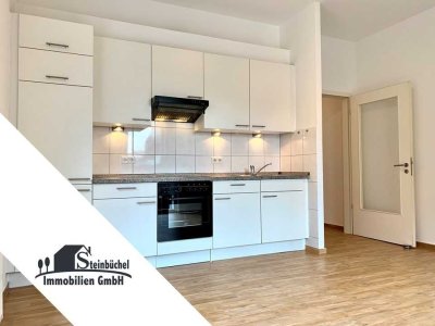 Helle und schöne 2-Zimmer-Wohnung mit Einbauküche zum 01.12.2025 bezugsfrei!