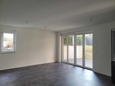 Helle 2-Zimmer Neubauterassenwohnung mit großem Freisitz behindertengerecht und nah zur Innenstadt