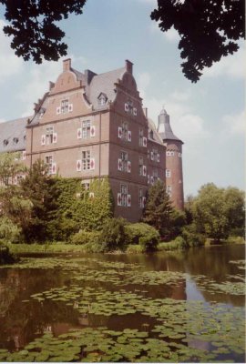 Zauberhafte 3-Zimmer-Wohnung im Schloss Bedburg