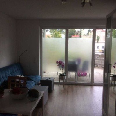 Schöne, helle 1-Zimmer-Terrassenwohnung mit Einbauküche in Gießen