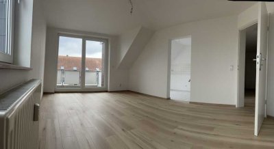 *** Oster-SPEZIAL*** ERSTBEZUG - Gehobene 2-Zi-Whg mit Balkon in grüner Idylle