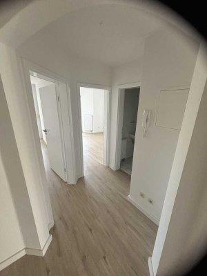Helle 3-Zimmer-Wohnung mit Balkon in zentraler Lage von Langen