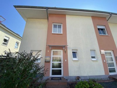 KL - Nähe Friedhof, DHH mit 5 ZKB, Garten, Garage, 2 Bäder, EBK, Gäste WC