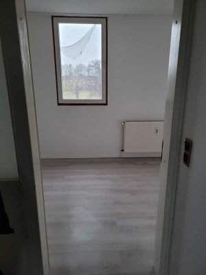 NACHMIETER GESUCHT - idyllische 3 Zi Maisonette im historischen Dorfkern