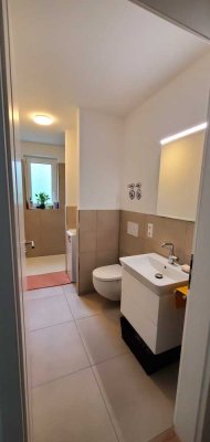Geschmackvolle 2-Raum-Wohnung mit geh. Innenausstattung