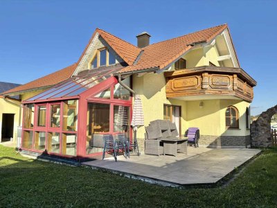 Familienidylle am Ortsrand - mit Einliegeroption, Garten und Doppelgarage