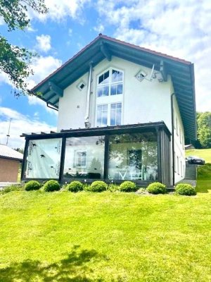 Schönes, sonniges und lichtdurchflutetes Einfamilienhaus/Urlauberdomizil im Ski- und Urlaubsparadies