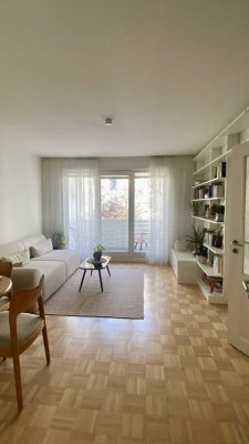 Vollmöblierte 2-Zimmer-Wohnung mit gehobener Ausstattung in Bahrenfeld