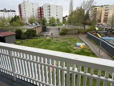 Vollständig renovierte 3-Raum-Wohnung mit Balkon in Saarlouis