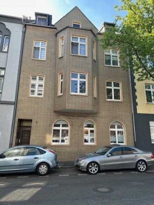 Attraktive und gepflegte 3-Raum-Wohnung mit Balkon in Duisburg