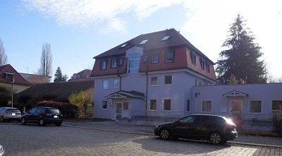 Innenstadtlage & nahe Uni!  1 Zi.-Apartment mit kl. EBK, Bad m. Du, Stellplatz