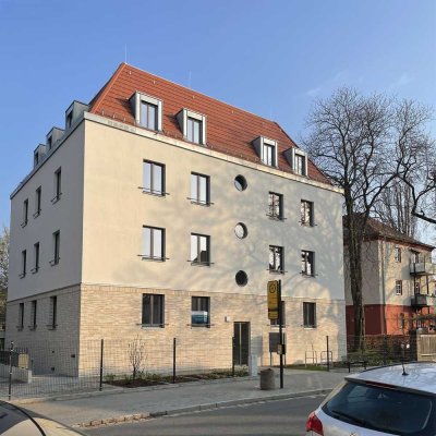 Große 3-Raumwohnung mit offener Küche und Balkon!
