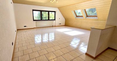 Schöne 4,5-Zimmer Maisonette-Wohnung mit 2 Balkonen in Morlautern