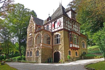 Herrschaftliches Anwesen mit Gästehaus in Hennef (OT.)