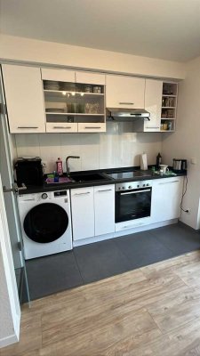Möbliertes 1-Zi-Apartment in Neubau mit Balkon, EBK, Waschmaschine