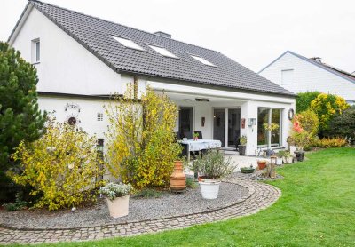 HAT-Niederwenigern: EINZIEHEN & WOHLFÜHLEN! Freist. Einfamilienhaus mit wunderschönem Grundstück!