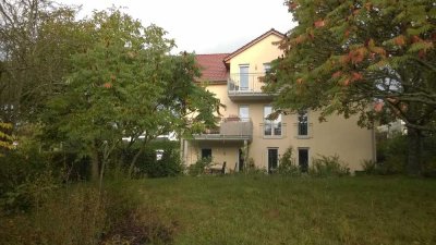 Schöne 4-Zimmer-Wohnung mit EBK und Balkon in Waldbüttelbrunn