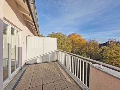 Charmanter Dachterrassentraum auf zwei Ebenen in Alt-Taufkirchen....