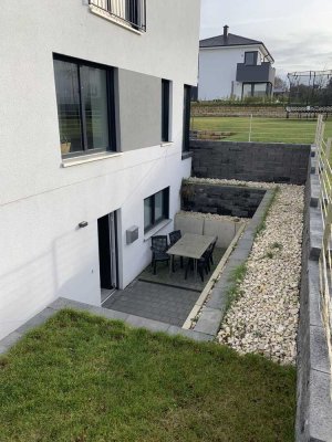 2-Zimmer-Wohnung am Golfplatz mit gehobener Innenausstattung und Terrasse in Budenheim