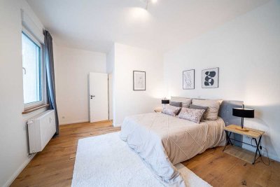 Premium - Wohnen mit Rheinblick - stilvolle 4-ZKB - Wohnung mit Balkon!
Erstbezug!