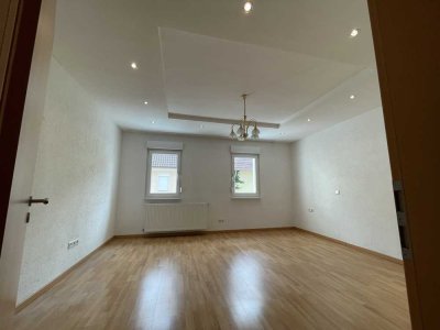 Exklusive, modernisierte 3-Zimmer-Wohnung in Kirchheim