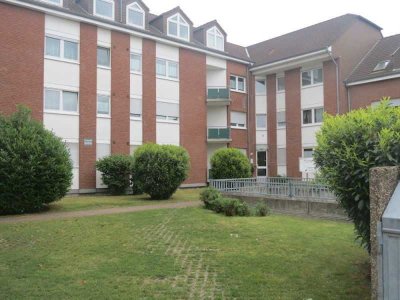 1 Zimmer Wohnung mit Balkon und Einbauküche in Kaarster Heide, Neuss