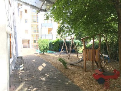 Geräumige 1-Zimmer Wohnung mit Terrasse, Küche und TG-Stellplatz