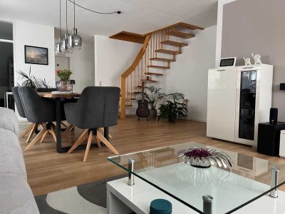 Lichtdurchflutete Dachgeschoss-Maisonettewohnung mit Blick über die Dächer von Lippstadt von privat