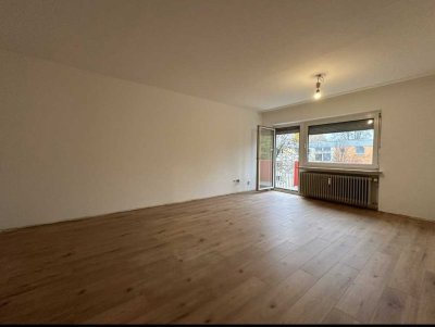 Sanierte 2-Zimmer-Wohnung mit Balkon in der Hammerschmiede- Augsburg