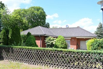 CHARMANTES EINFAMILIENHAUS IN WUNDERSCHÖNER LAGE VON PRIVAT ZU VERKAUFEN VB 570.000€