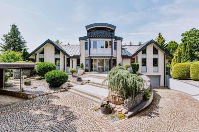 Exklusives Anwesen mit zwei Wohnhäusern auf parkähnlichem Grundstück in Rinteln