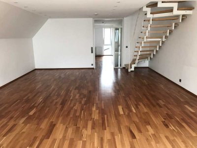 106m² | 3,5 Zimmer Maisonette-Wohnung + Balkon || RE-Innenstadt / Fußgängerzone