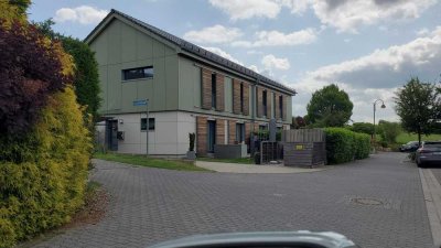 Gepflegtes Einfamilienhaus (Doppelhaushälfte) mit 4 Zimmern in Ruppach-Goldhausen
