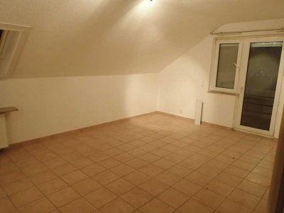 Gemütliche 1-Zimmer-DG-Wohnung mit Balkon in Dorsten