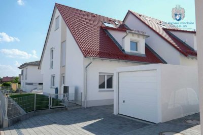 Familienfreundliche DHH mit moderner Ausstattung, Garage & Stellplatz