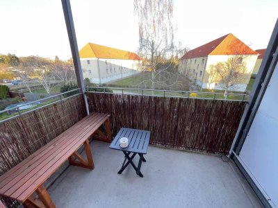 ***Super ruhige 2 Raum Wohnung mit Balkon im sanierten-geflegten-Wohnviertel ***