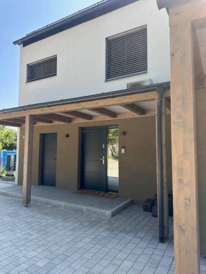 Exklusives Musterhaus – Erstbezug mit voll ausgestatteten Räumen und Terrassengarten in Klagenfurt am Wörthersee