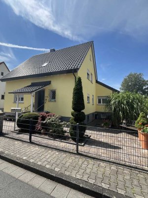 ZWEIFAMILIENHAUS – LEBEN IN UND MIT DER NATUR! ZWEI EIGENTUMS-WHG. MÖGLICH - WOHNEN & ARBEITEN