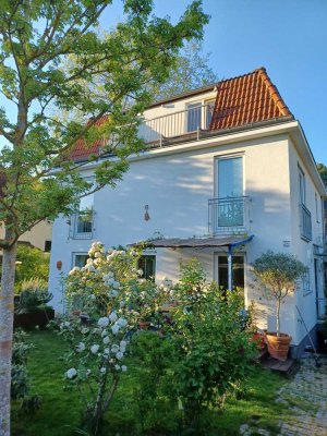 Großzügiges Einfamilienhaus in bester Lage in Kleinmachnow