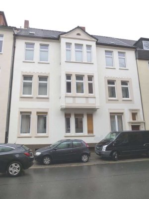 Os-Wüste - geräumige Altbauwohnung mit Balkon 5 Zimmer