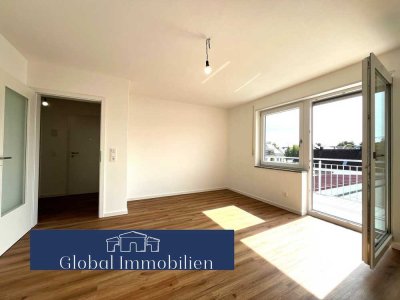 Kernsaniert: Wundervolle 4-Zimmer-Wohnung mit Balkon sowie Doppelgarage inkl. ausgebautem Dachboden