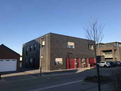 Exklusive, moderne 3-Zimmer-Wohnung mit Garage und Balkon im Nierspark, Geldern