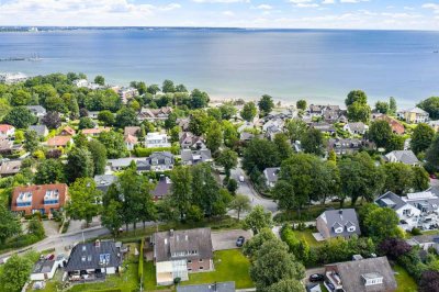 Fünf Einheiten. Ein Investment. Drei Minuten zum Strand